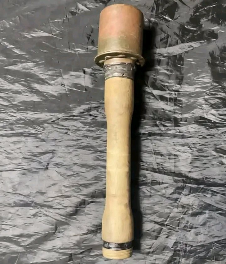 Found 5 boxes of these in an old building, not sure if they are Oak or Ash, sure they will be ok in the log burner??