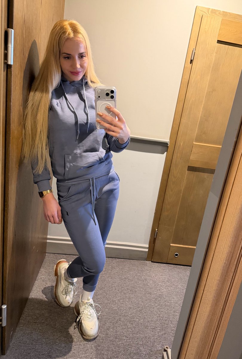 Marianna Schreiber tweet media