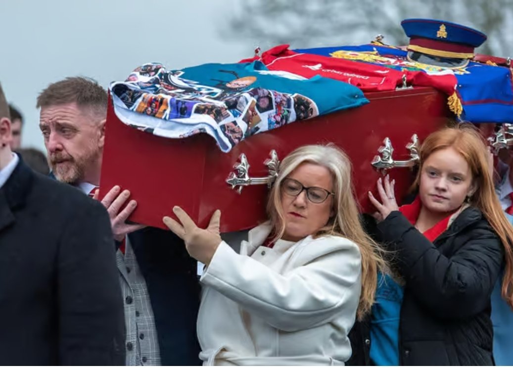 Don't have words to express our grief for the most special boy.

Your time on earth whilst filled with so much love and adventures was just too short. We are so proud of the love you shared, the light through the darkness my forever Angel

Love you, Bye x

gofundme.com/f/blakey-boy-m…