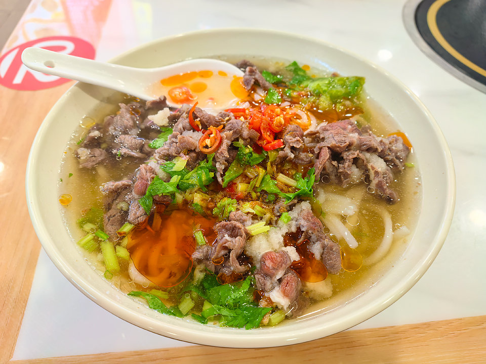 Late night hospital run for the night clinic.