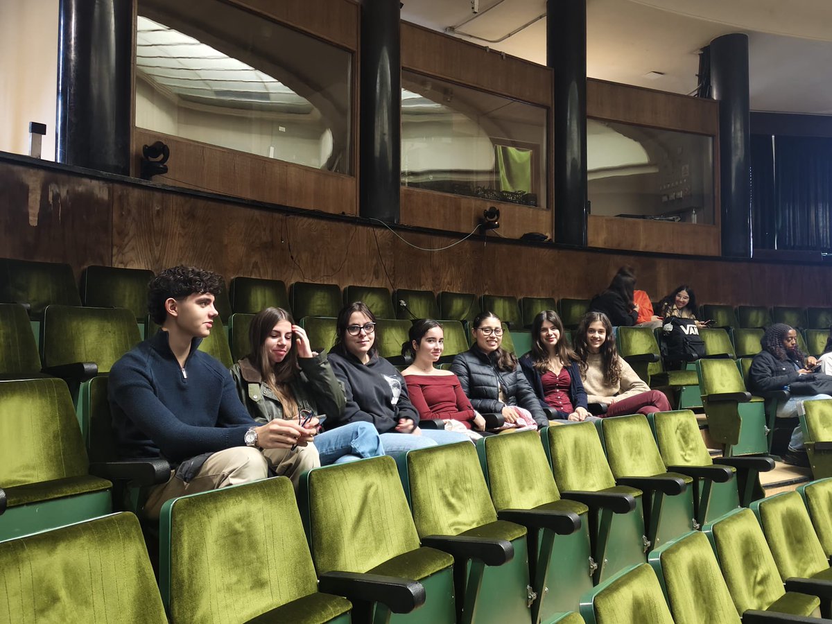 Colegio Decroly tweet media