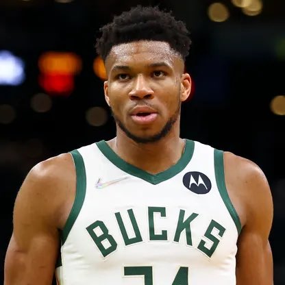 BREAKING: Giannis Antetokounmpo has requested a trade, per <a href="/ChrisBHaynes/">Chris Haynes</a> 

WOW.