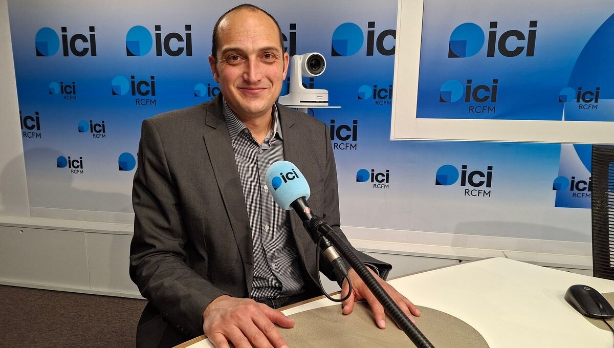 Alors que l’Assemblée nationale a adopté hier soir l’article-clé de la loi interdisant les réseaux sociaux aux moins de 15 ans, Joseph Erba, enseignant-chercheur à Kedge Corsica, décrypte les enjeux sociétaux de cette mesure 
➡️ l.ici.fr/oFSS