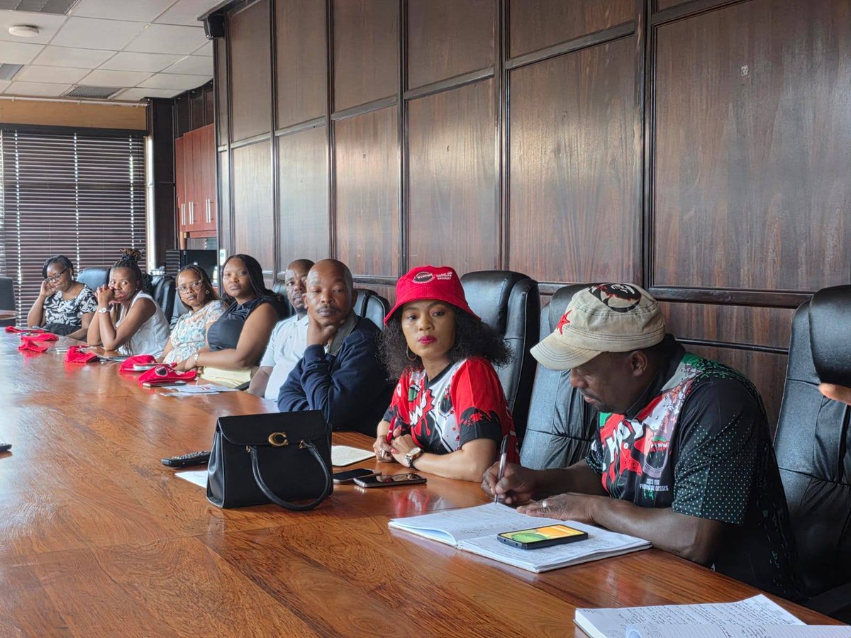 _cosatu's tweet photo. #COSATU provinces are participating in multisectoral #Right2LearnCampaign #Back2SchoolCampaign by interacting with learners, teachers, educators, SMTs, SGBs and education officials to address issues of learner material,admissions,healthcare,safety, water, nutrition, accomodation https://t.co/fFL7Ct1wuG
