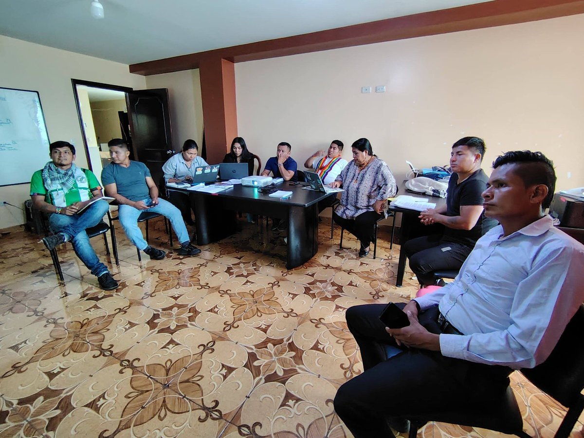 El pasado viernes 09 de enero, el Consejo de Gobierno de la FENASH-P, liderado por su Presidente, Lic. Mesias Moncayo, mantuvieron una reunión de planificación, para definir las actividades que se ejecutarán durante el presente año, en coordinación con Plan operativo anual.