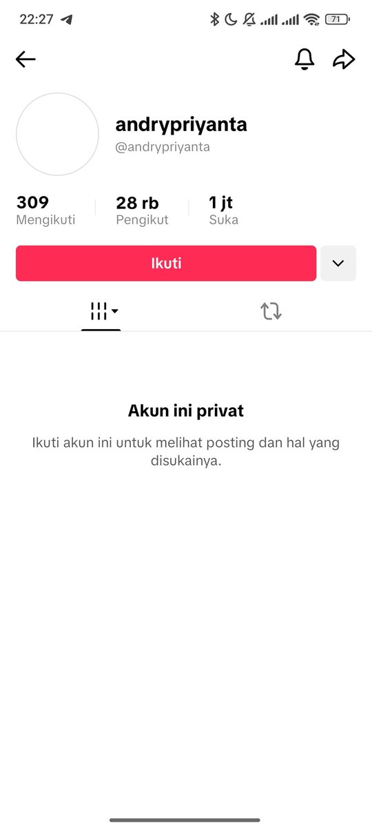 majoeviane tweet media