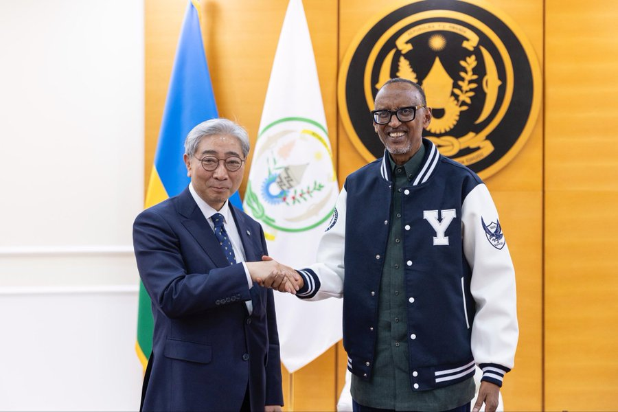 Yonsei University varsity jacket worn by President Paul #Kagame reflects a gesture of goodwill, symbolizing the strong and growing partnership between Rwanda and Yonsei University in academic exchange, research collaboration, and education capacity building. Therefore, it serves