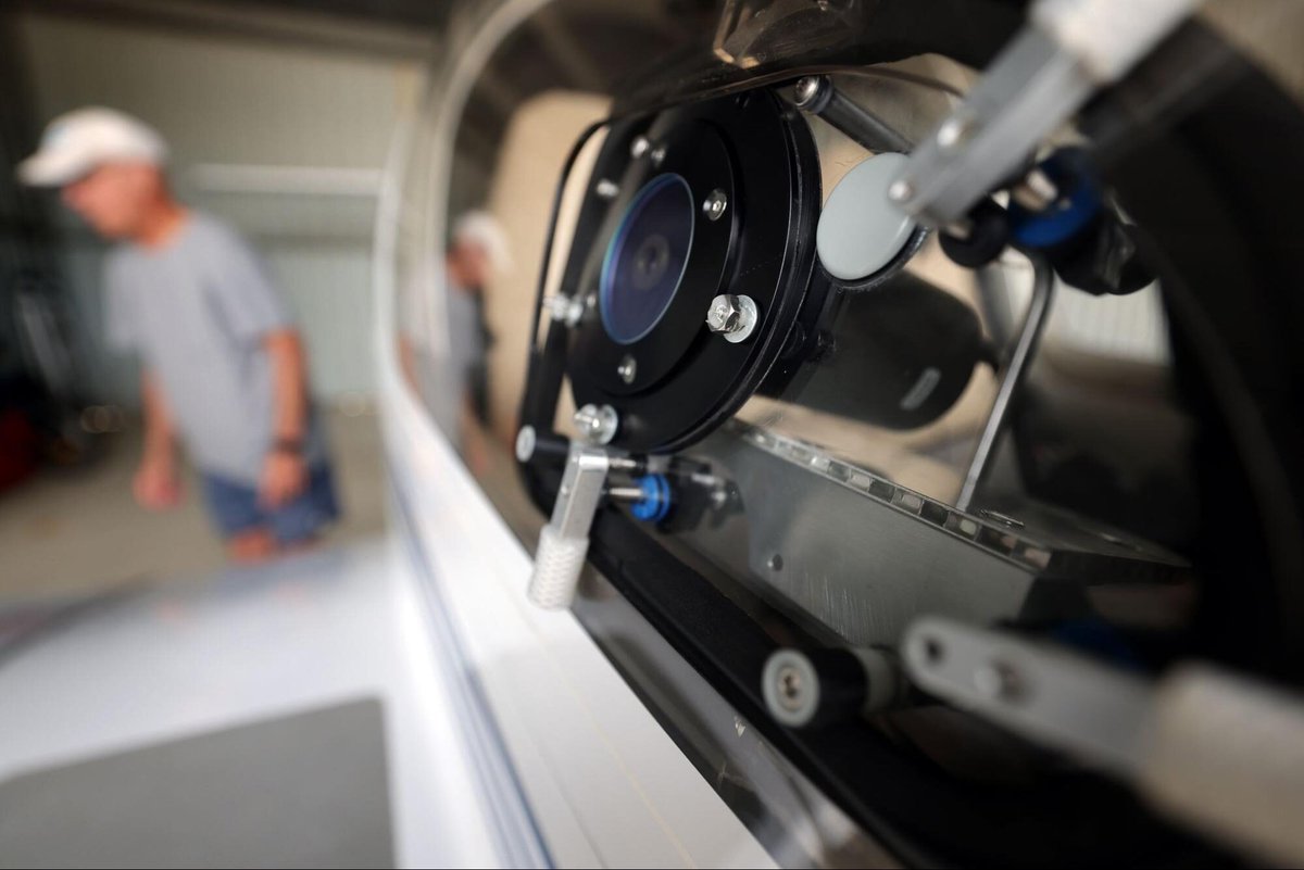AZoSensors's tweet image. New dual-sensor tech offers a real-time early warning for hidden ice hazards, aiming to prevent deadly crashes on roads and in the sky. Discover how lasers and microwaves team up for safety: azosensors.com/news.aspx?news… #TransportSafety #Innovation
