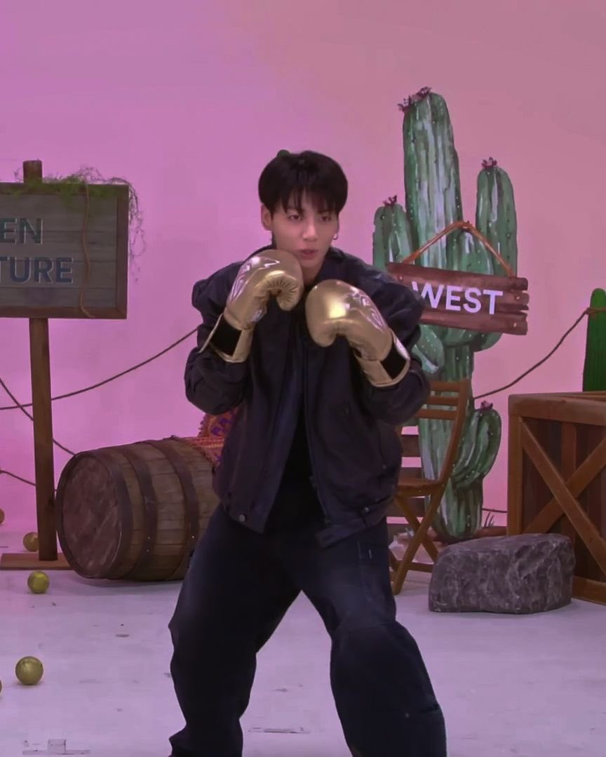 olislaris's tweet image. Jungkook, pfvr faça alguma coisa e caia na porrada com esses cambistas 

Confio no teu potencial, amor