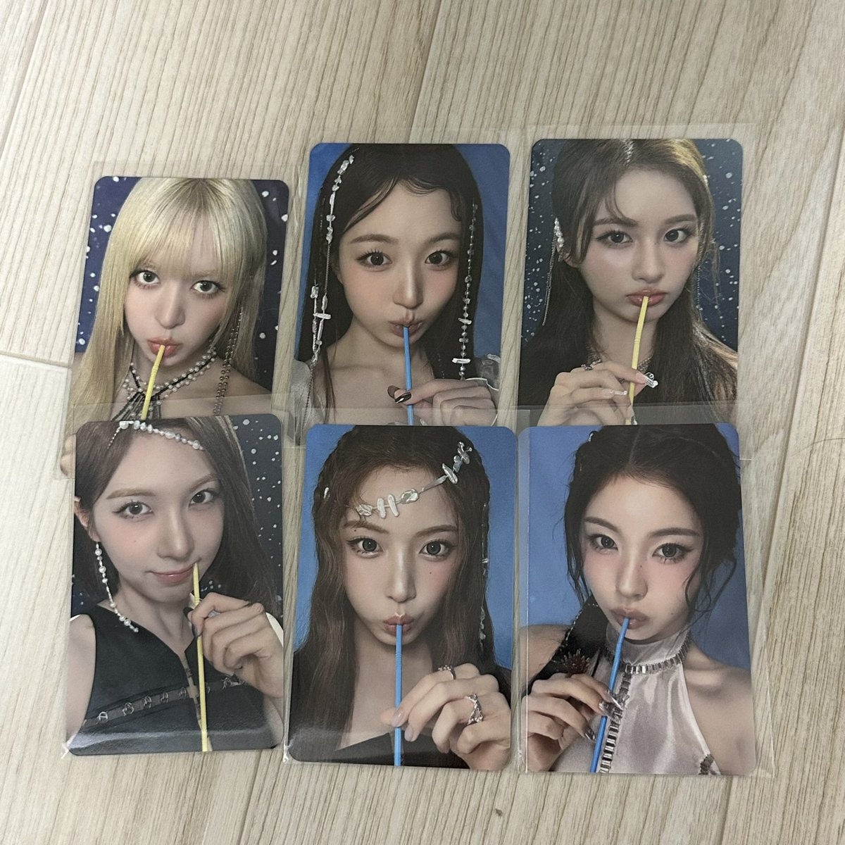 lshirly2's tweet photo. 엔믹스 팝업 입장 포카 set 6장 같이 양도
9.0
nmixx https://t.co/uDruJ6AsZW
