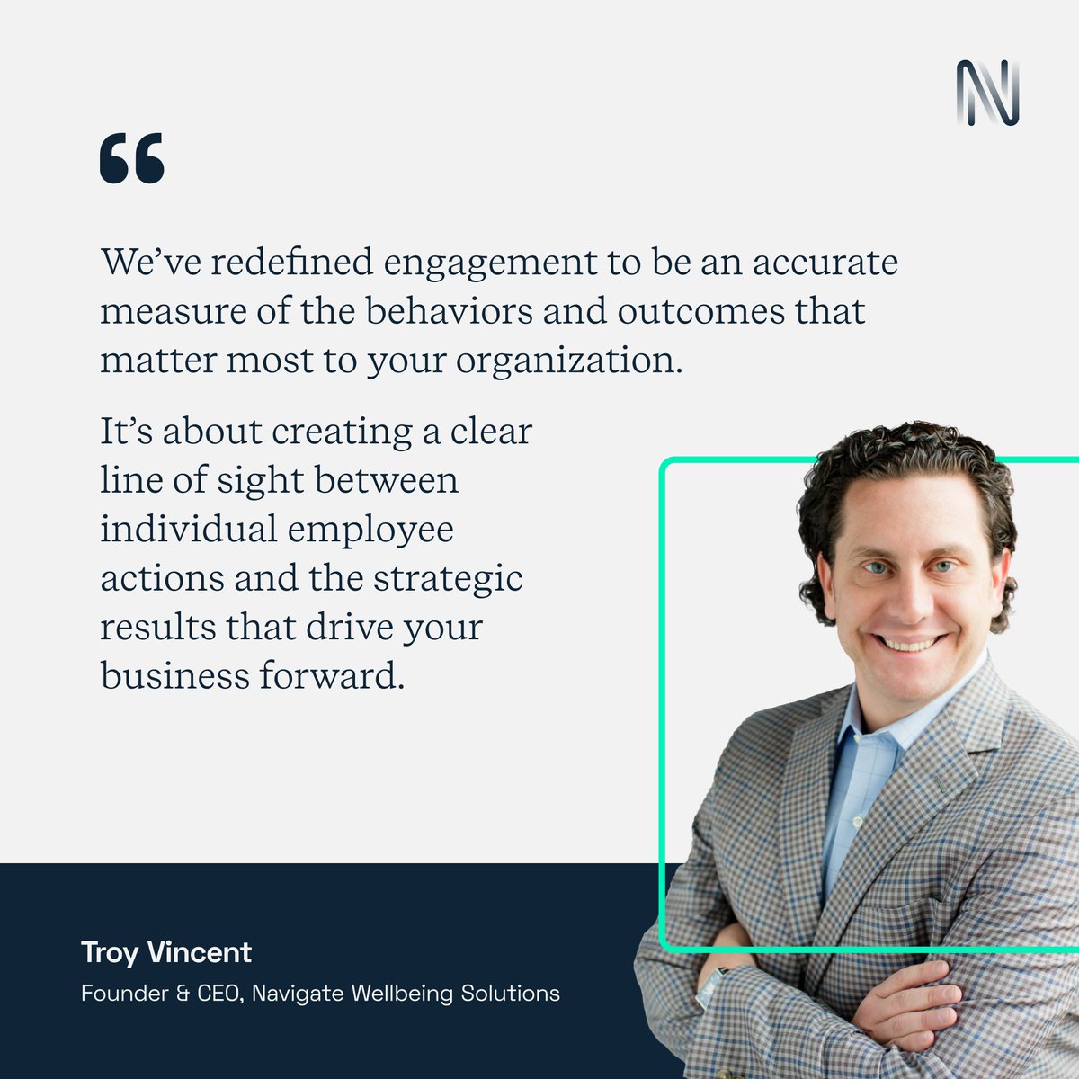 Navigate tweet media