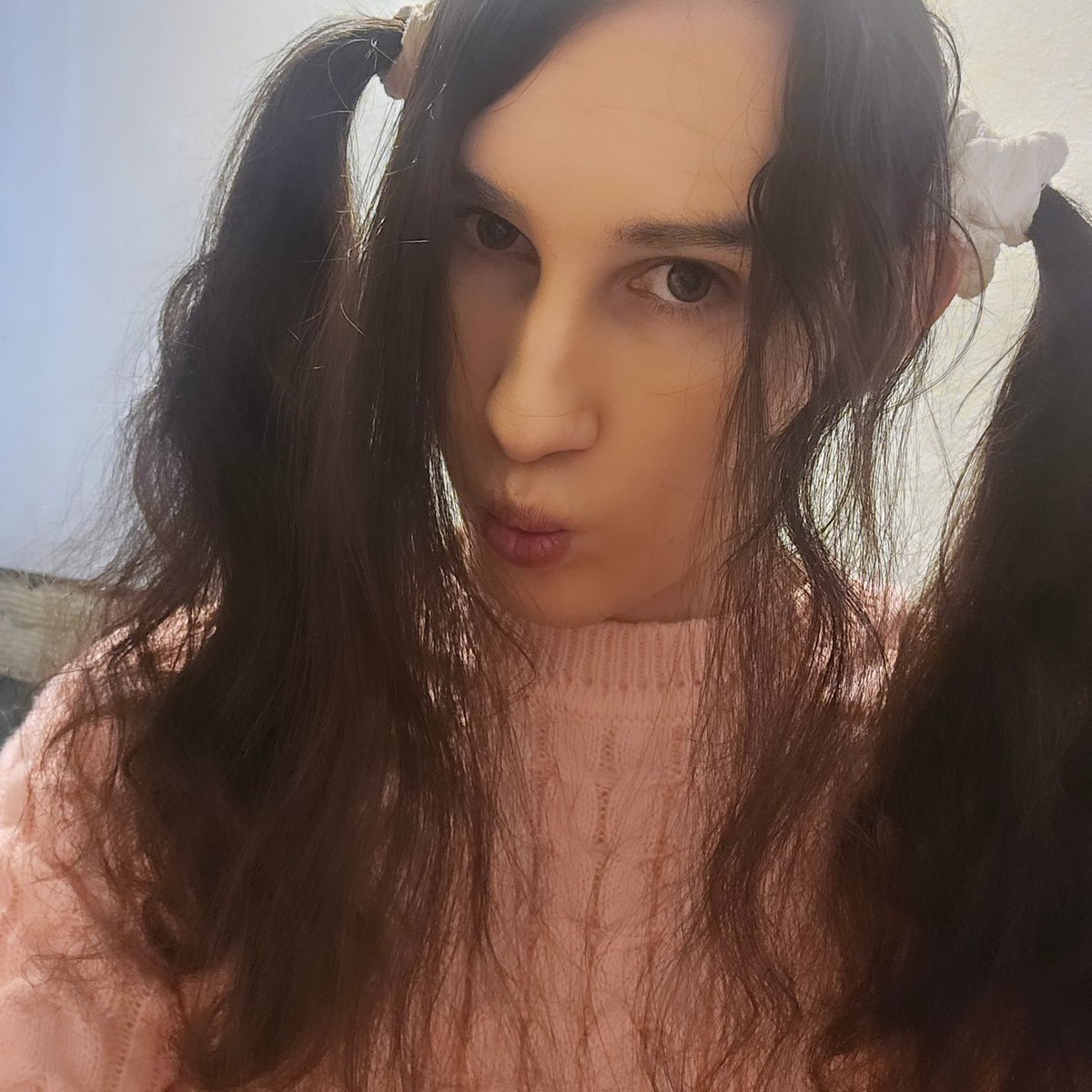 Eye Queue 9k tweet media