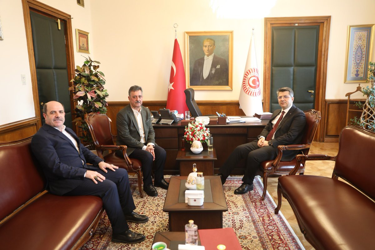 Bugün kıymetli dostum sayın ziya SÖZEN ile birlikte Türkiye Büyük Millet Meclisi’nde kıymetli kardeşim meclis Genel Sekreteri Sayın Hüseyin kürşat kırbıyık makamında ziyaret ettik ilgi alakasından dolayı sayın genel sekreterime şükranlarımı sunarım 🇹🇷⁦⁦⁦<a href="/ZiyaSozen/">Ziya SÖZEN</a>⁩