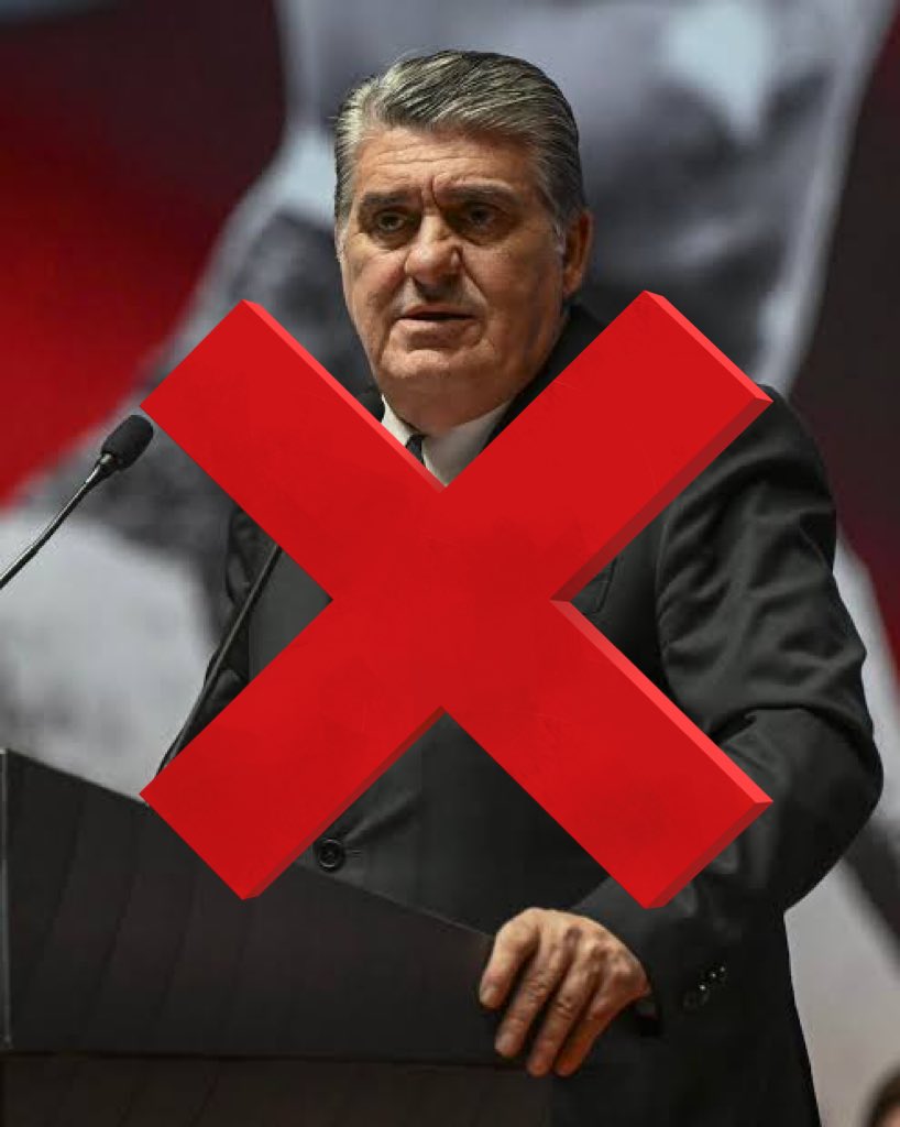 Bankalar birliği ❌
3 Transfer dönemi ❌
Avrupa Hedefi ❌
Ekim ayında Havlu atma ❌
Eksik bölgelere transfer ❌
Sol kanat ❌
Rafa Krizi ❌
Menejer olaylari ❌
⁉️Dikilitaş ⁉️

Kısacası verilen vaadlerin hiçbiri 1.5 senede yapılmadı görünen köy kılavuz istemez #SerdalAdalıİstifa