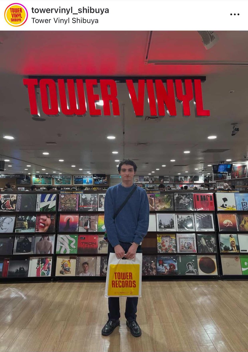 arsoniix's tweet image. #finnwolfhard at vinyl store in Shibuya during st promotion