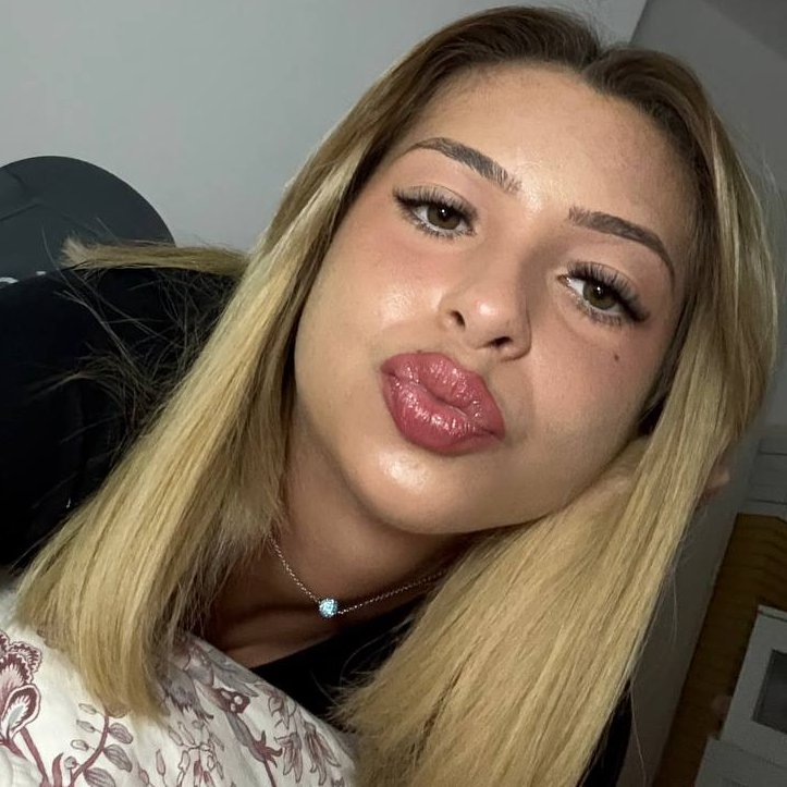 butchlib's tweet image. Se préparer pour pas sortir a cause du froid #Paris