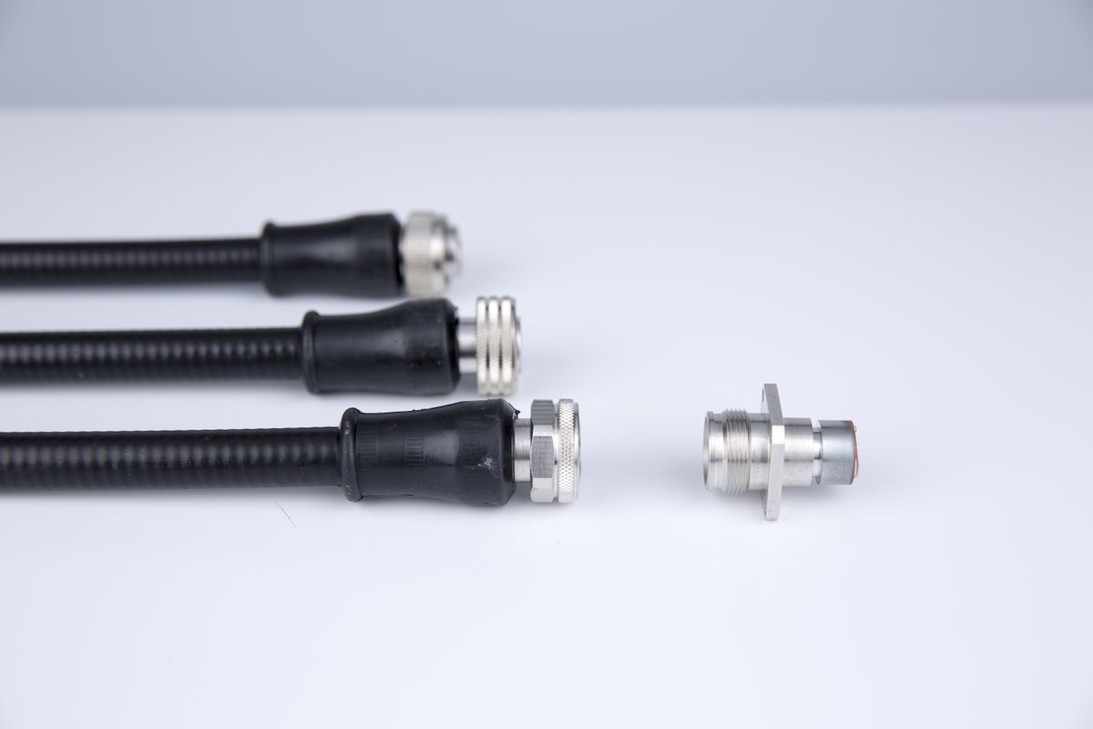 Interference, harsh weather, and heavy loads—your #network faces it all. That’s why professionals trust the 4.3-10 #connector for low #PIM, high performance, and durability. Designed to replace the larger 7-16 connectors, it provides more #power in a smaller package.