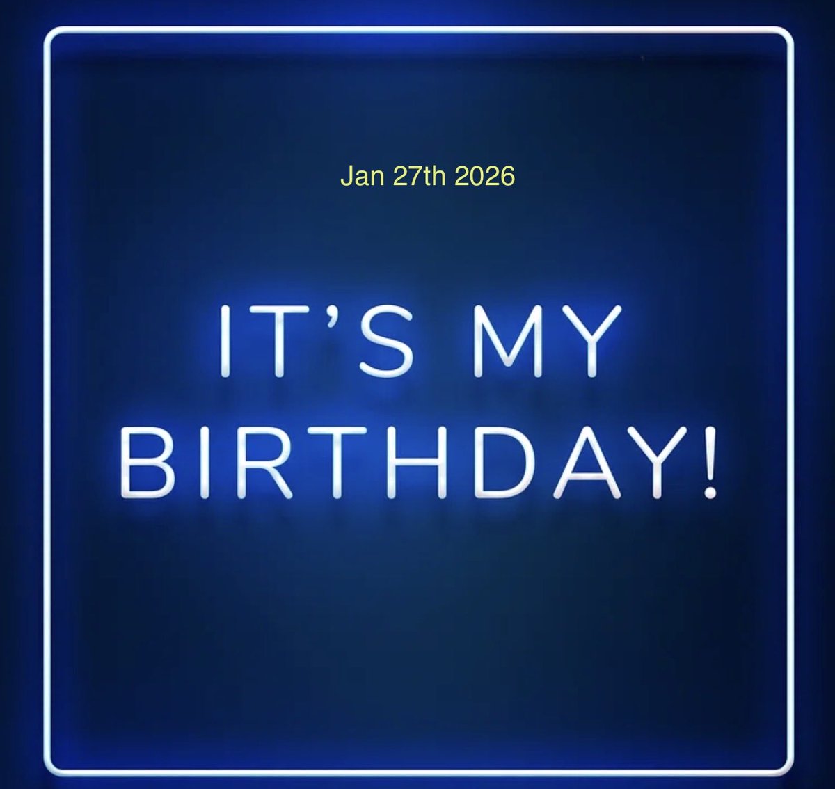 solcin75's tweet photo. Today it’s my birthday @DonnieWahlberg @dannywood  @BHsBirthday https://t.co/iGaUMMBVcH