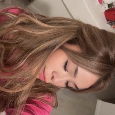 Alison33784184's tweet photo. #NewProfilePic https://t.co/BP5lh9rtmQ