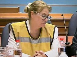 La guatona del gas ? No señoras y señores, la vocera del rechachazo y ministra de la Corte Suprema, ex militante de RN, Profesora de derecho en la UC, íntima de Mario Desbordes y otros "honorables" ahora con el chaleco de imputada por corrupta y sinvergüenza