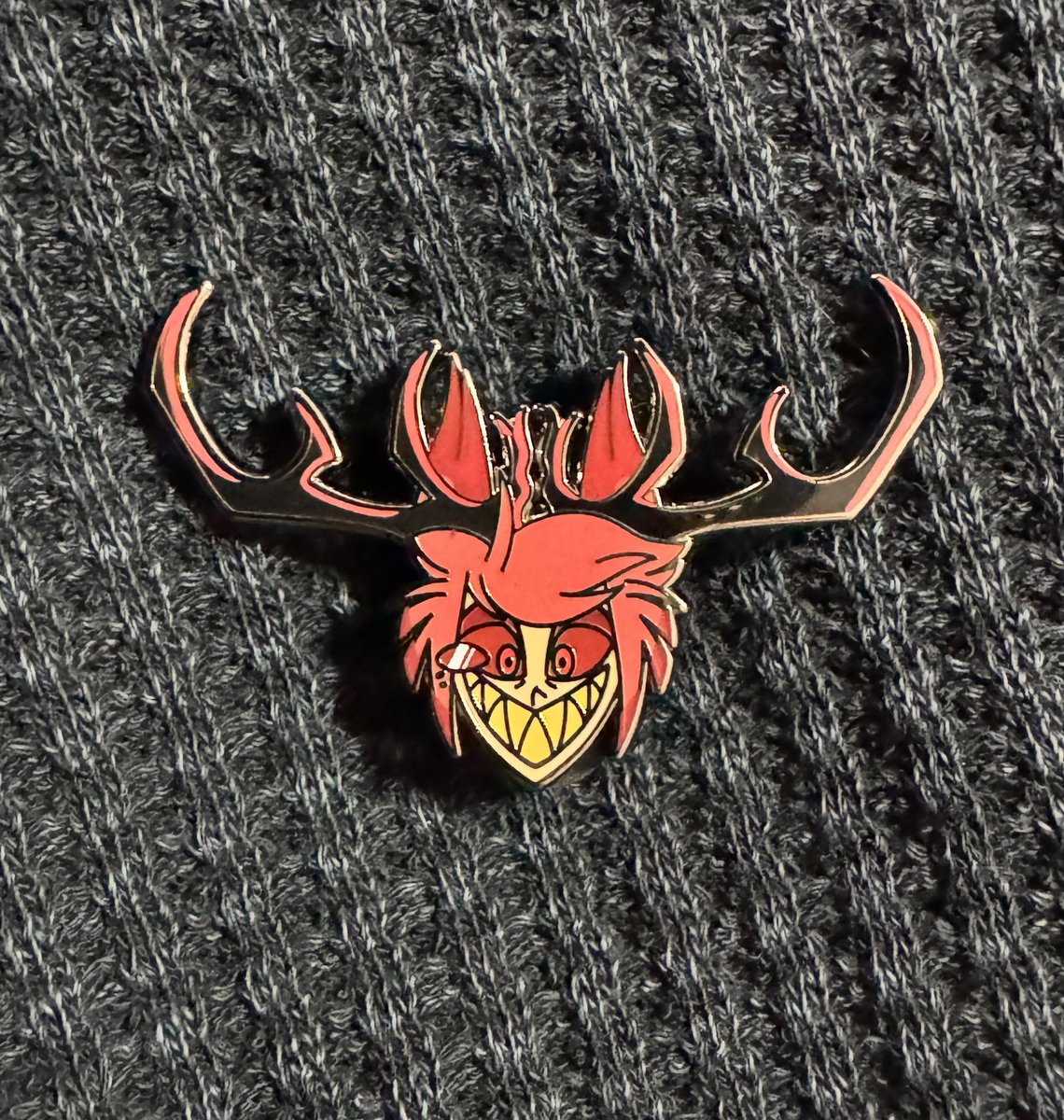 falfuranart's tweet photo. Alastor Pin! ๐ค #HazbinHotel #HazbinHotelFanart #HazbinHotelAlastor #Alastor #AlastorHazbinHotel #HazbinHotelArt #Enamelpin #EnamelPins #enamelpindesign https://t.co/Y9KtwTtdJ6