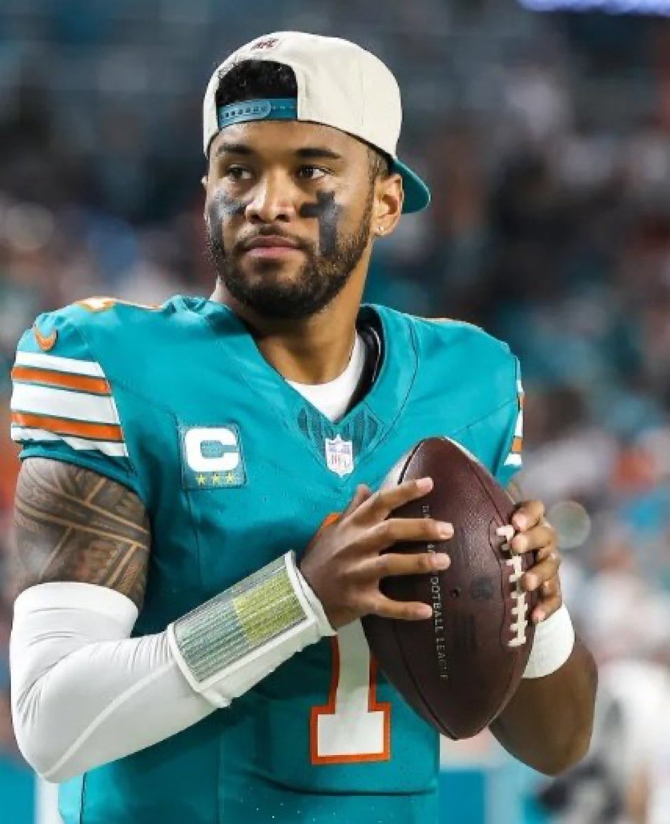 JoeRobbie tweet media