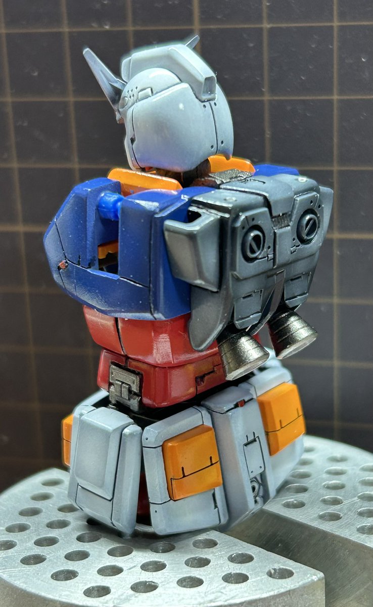 墨入れ&amp;デカールスタンバイでツヤツヤ状態😆

エントリーグレードには見えなくなったかな…

おやすみなさいませ💤

#エントリーグレード
#ガンプラ
#プラモデルライフ