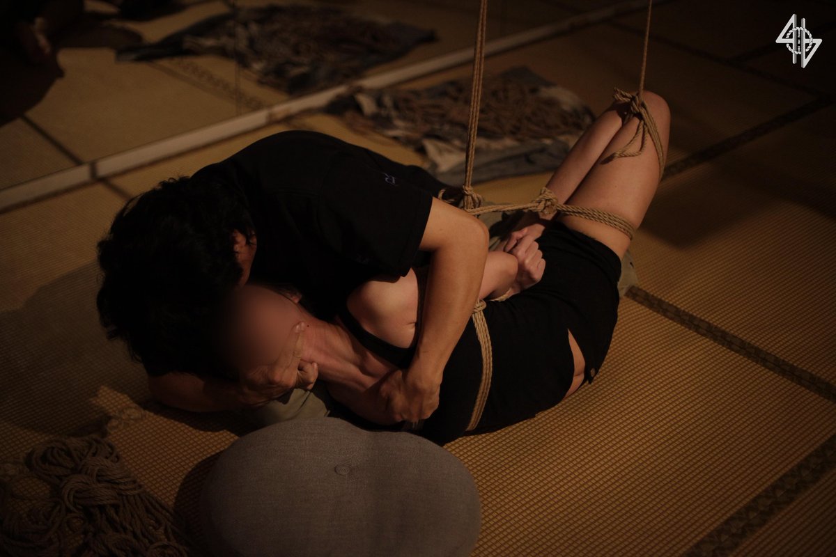 小问题 tweet media