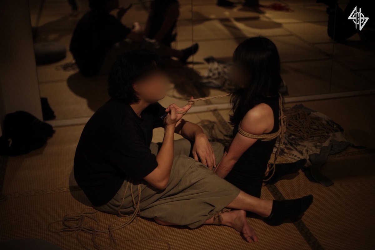 小问题 tweet media