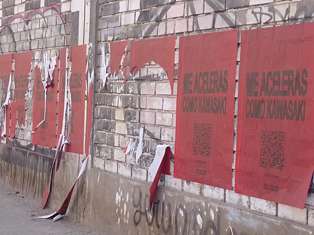 gabinadamas's tweet image. bueno @hybe_latam sabías que podías hacerlo mejor, y definitivamente sjm no era de los mejores lugares para pegarlo. No duró nada