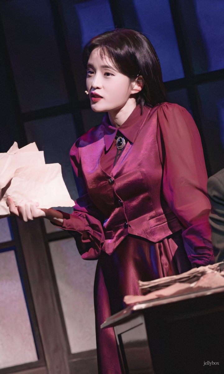 ᴊᴇʟʟʏ ʙᴏx tweet media