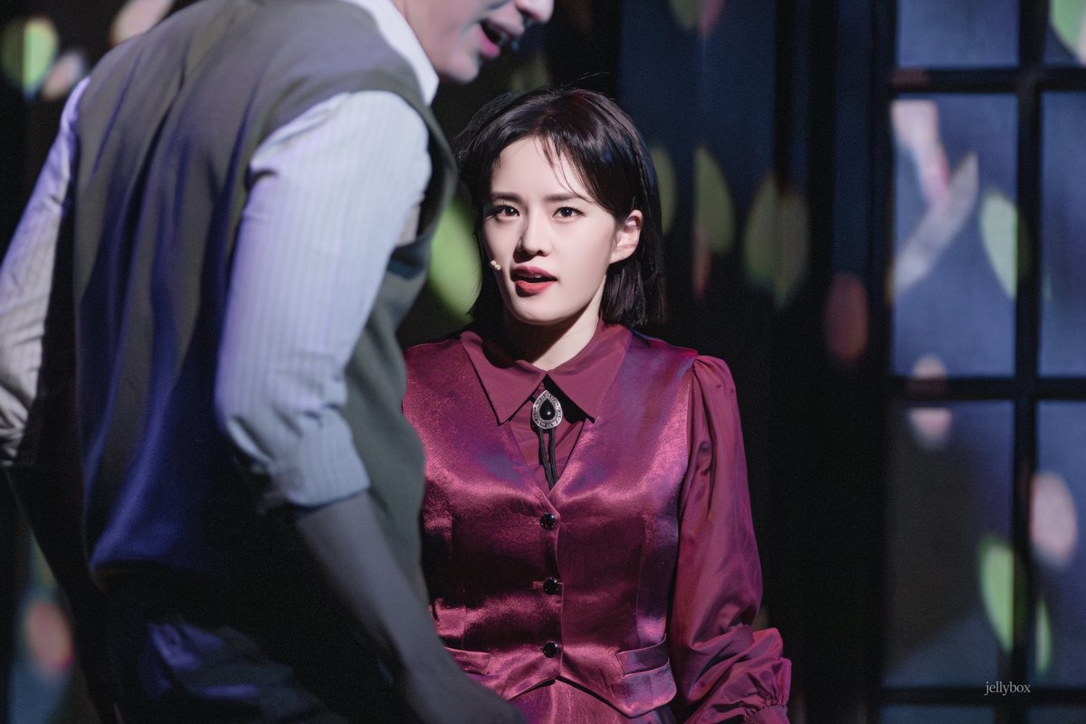 ᴊᴇʟʟʏ ʙᴏx tweet media