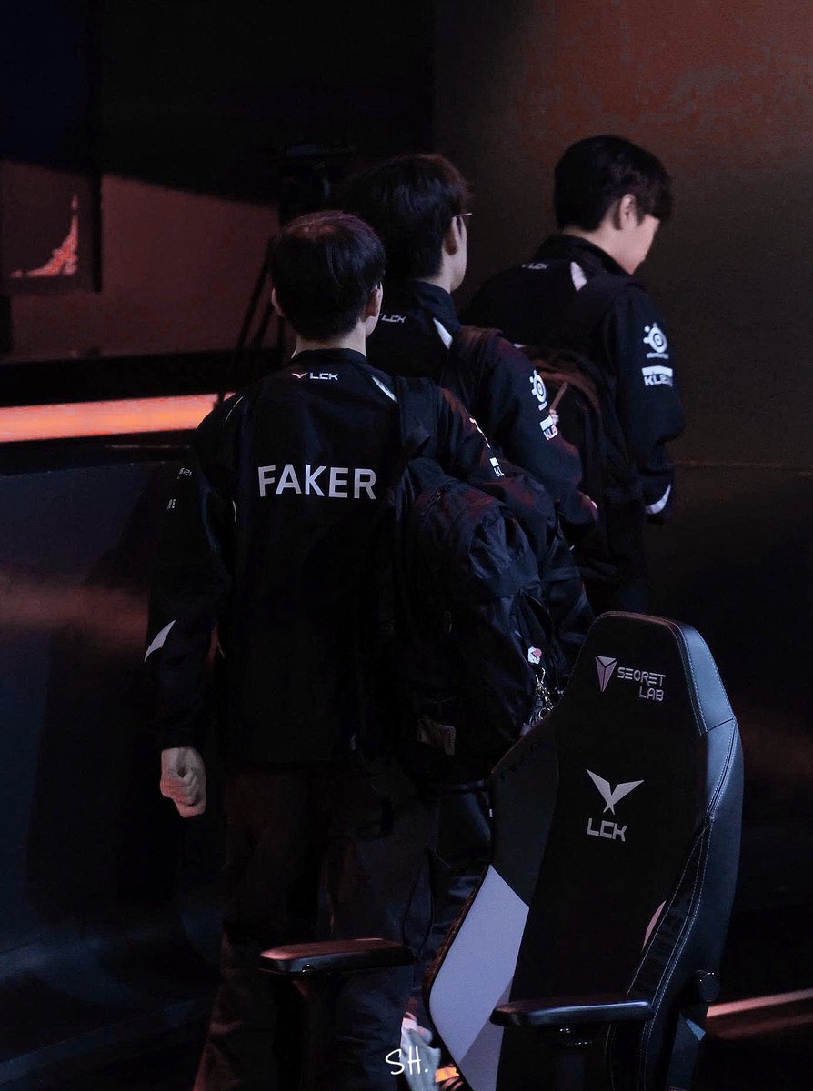260125 LCK CUP 
🙂‍↔️🤙🏻🐧 
#Faker
