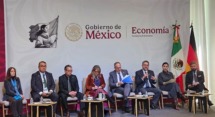 🇲🇽🤝🇩🇪 México y Alemania fortalecen la infraestructura de la calidad con la firma del Plan de Trabajo 2026–2027, posterior a la visita al CENAM y en coordinación con la Secretaría de Economía.

🔗 Lee la nota completa: gob.mx/cenam/articulo…