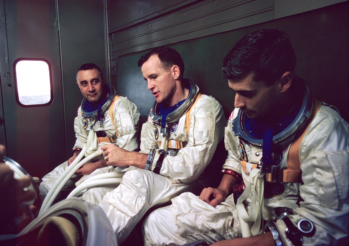 NASAhistory's tweet image. On Jan 27, 1967, during a preflight test, fire erupted in the Apollo command module killing Apollo 1 astronauts Gus Grissom, Ed White, and Roger Chaffee.

We honor these brave spaceflight pioneers, and vow to never forget their sacrifice. #NASARemembers