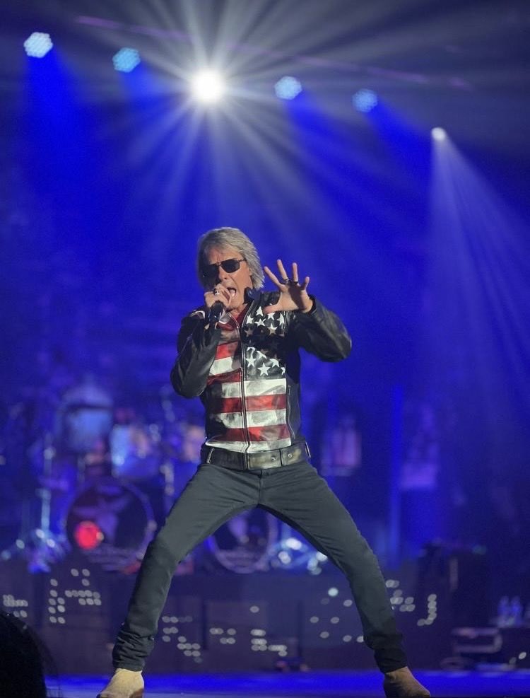 bonjoviexp's tweet photo. This isn’t nostalgia.
It’s a full-volume reminder of how loud, dangerous, and alive a real rock band sounds onstage.
@HallforCornwall, Truro - March 11.
You know what to do.🔥
🎟️➡️ https://t.co/6Y0IaqzRrv
#RockAndRoll #LiveBand #HallForCornwall #March11 #RockEnergy #NoCompromise