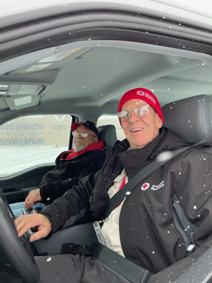 RedCross's tweet image. At the Red Cross regional headquarters in Tulsa, Oklahoma, thousands of units of lifesaving blood are processed each week for hospitals across Oklahoma, Kansas, and neighboring states. That work can’t stop — not for snow, ice, or freezing temperatures.

As a major winter storm…