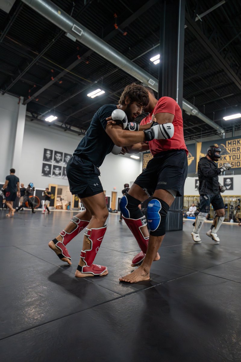 Right fuel. Insane training ⚔️

📸 @pasic_photos 

#ufc #ufcfighter #robocop #treino