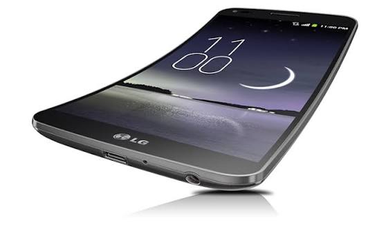 implacableCR2's tweet image. ✌🏿

- La tecnología avanza a pasos AGIGANTADOS.

Robots humanoides, autos conducidos por inteligencia artificial, teléfonos con pantalla flexible y más...

- Y en tu ciudad?

- Tenemos CARGADEROS DE AGUA, papá!!