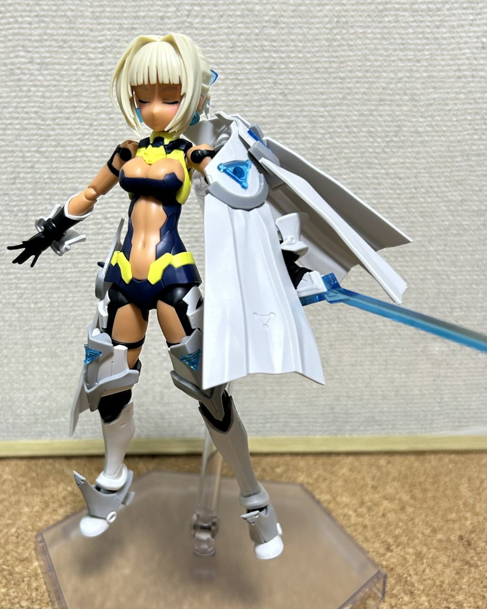 ヴァルキュリアコスチューム セスティエ難民でもこのボディに装備させ