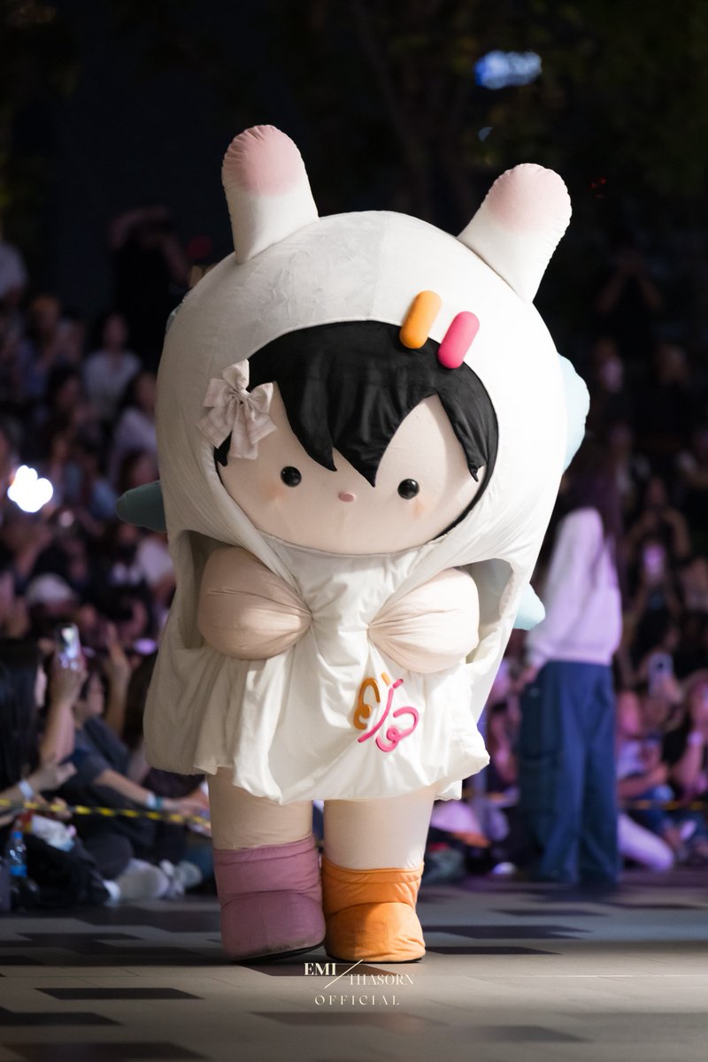 ภูเขาลูกเล็กของย่าๆยายๆ👻

EMIBONNIEANY FAM SIGN 
#สนามอ่านเล่น2026xEmiBonnie