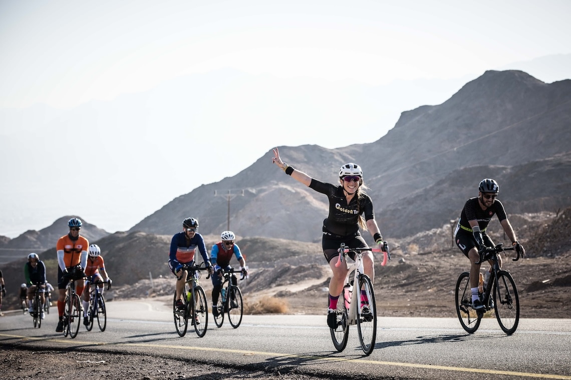 Cerca de 2,000 atletas competirán este fin de semana en el exigente triatlón Israman en Eilat, destacando la defensa del título de Marcel Bolbat y la despedida del legendario Dan Alterman.
zurl.co/oQWFG
