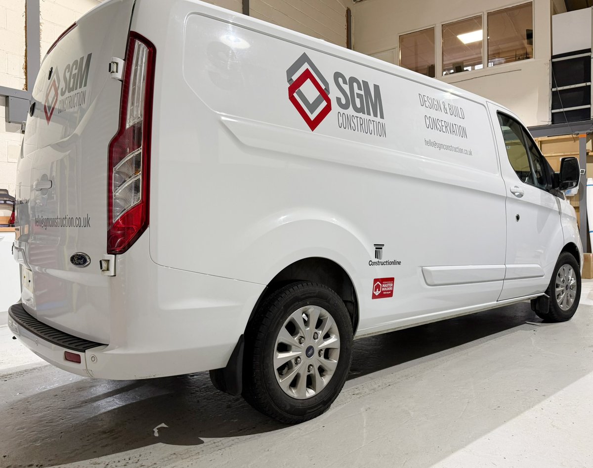 L&N Graphic Designs tweet media