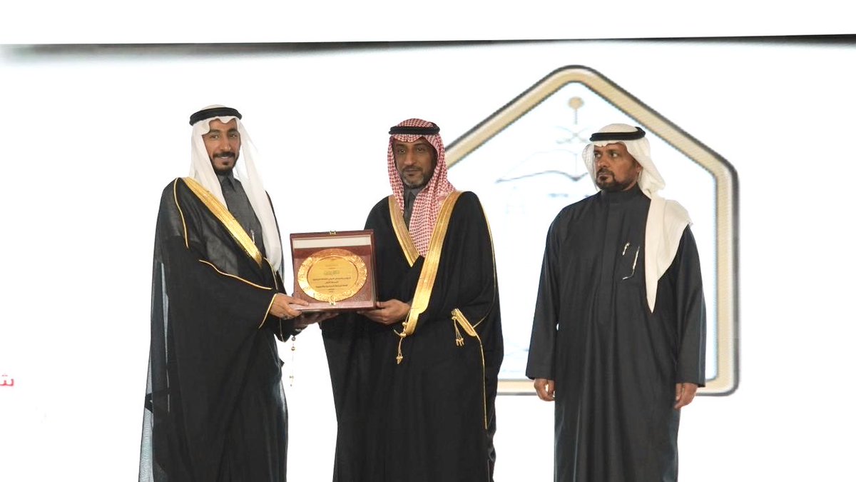 imsiu_VREA's tweet photo. برعاية من صاحب السمو الملكي الأمير/ عبدالعزيز بن تركي الفيصل وزير الرياضة @mosgovsa ، افتتح سعادة وكيل الوزارة لشؤون الرياضة والشباب الأستاذ/ عبدالعزيز بن عبدالرحمن المسعد وبحضور سعادة وكيل #جامعة_الإمام للشؤون التعليمية الدكتور/ عبدالله بن عبدالرحمن الأسمري 
المؤتمرَ الذي ينظمه #الاتحاد_السعودي_للثقافة_الرياضية @saudi_sscf 
بالتعاون مع جامعة الإمام في خطوةٍ تعكس تكامل الجهود الوطنية لتعزيز الثقافة الرياضية