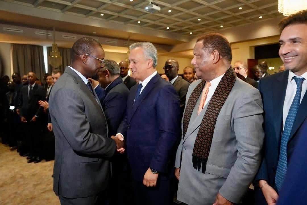 Le Premier ministre Ousmane SONKO  a pris part, ce mardi 27 janvier 2026, à Casablanca, à l’ouverture du Forum économique tenu en marge de la 15e Session de la Grande Commission mixte de coopération entre le Sénégal et le Maroc.

 Le Chef du Gouvernement a salué la forte