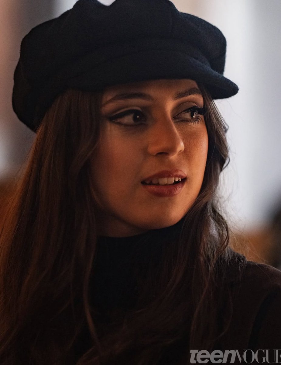 Lizzy McAlpine HQ tweet media