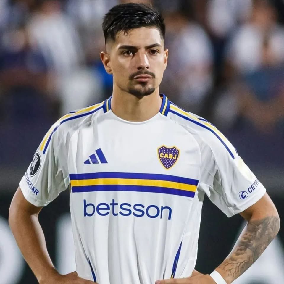 PopularyEterno's tweet photo. #ColoColo contactó a Williams Alarcón, volante chileno que juega en #BocaJuniors.

Es una posibilidad, no necesariamente va a llegar. Su salida no es barata.

Vía: @EdsonFiv https://t.co/C3PJS3S4An