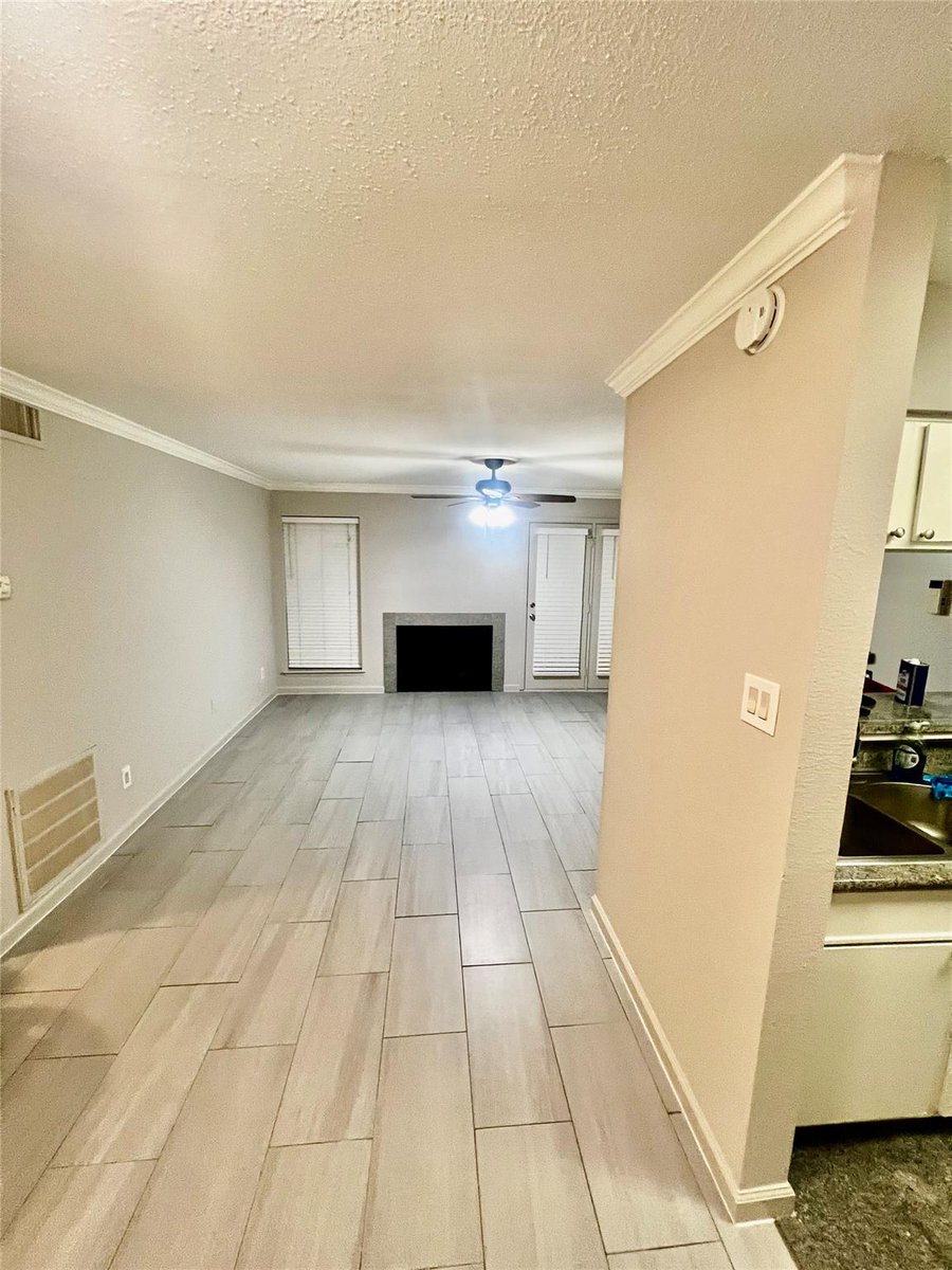 oj281's tweet photo. 3300 Pebblebrook Drive Unit 89, Seabrook, TX, 77586
2 bed | 3 bath 904 Sq. Ft.
Active |  1500
https://t.co/SLnFOjVosM

Berkshire Hathaway HomeServices Premier Properties https://t.co/F7r9t7gFQZ