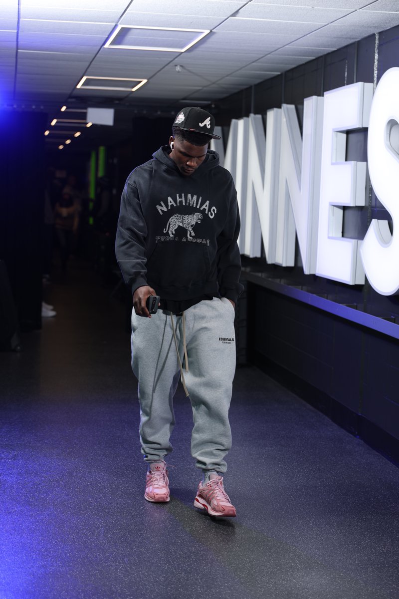 ComplexSneakers's tweet image. Ant pulled up in the Adidas x Adistar Cushion 3 "Piggy Runner" 🐽