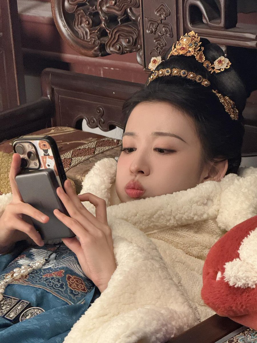 ๐ฐ๐๐ง๐ ๐๐ก๐ฎ๐ซ๐๐ง tweet media